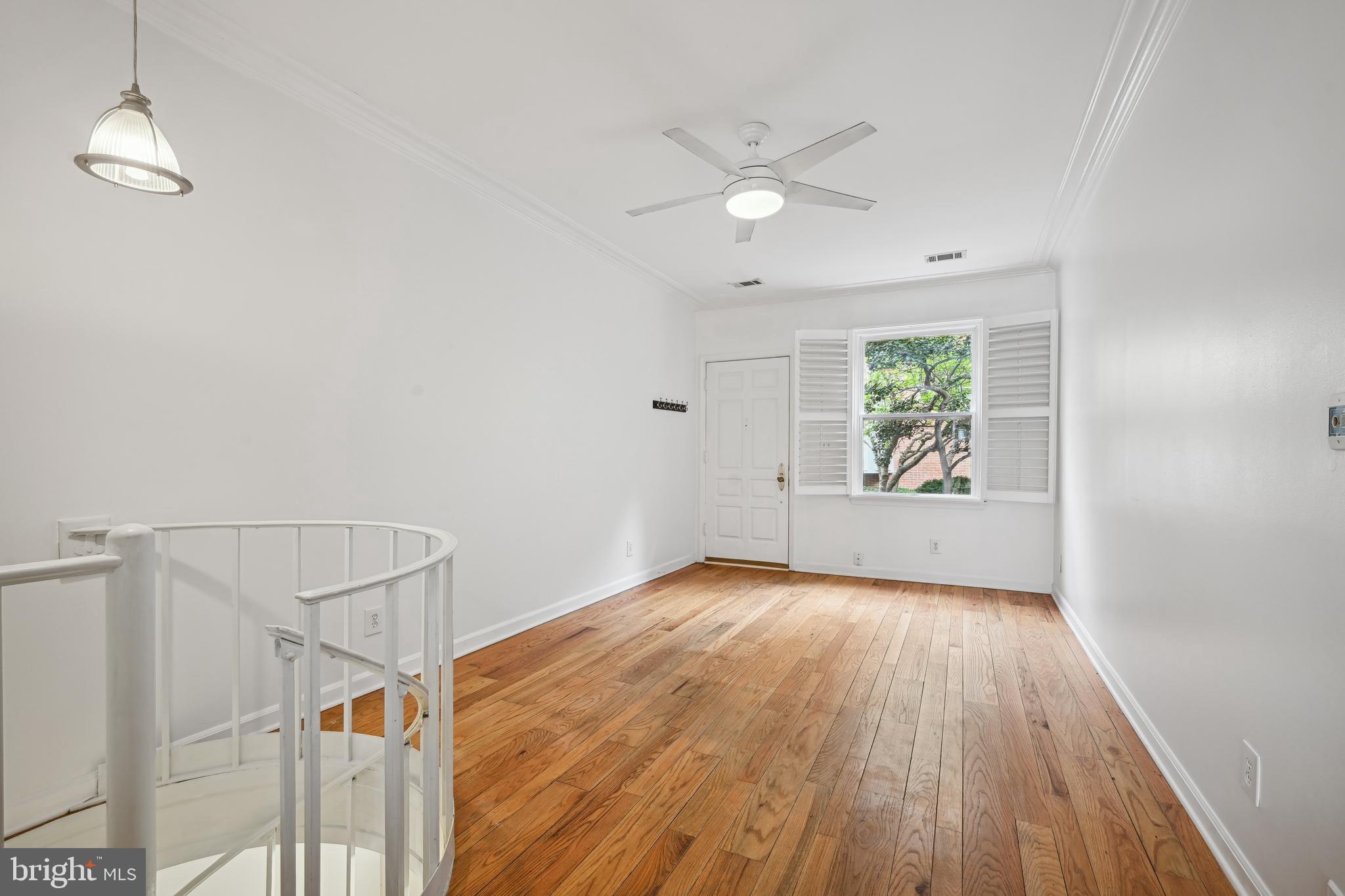 2111 O Street Northwest, Unit B Washington, DC 20037 - Photo 15 of 23