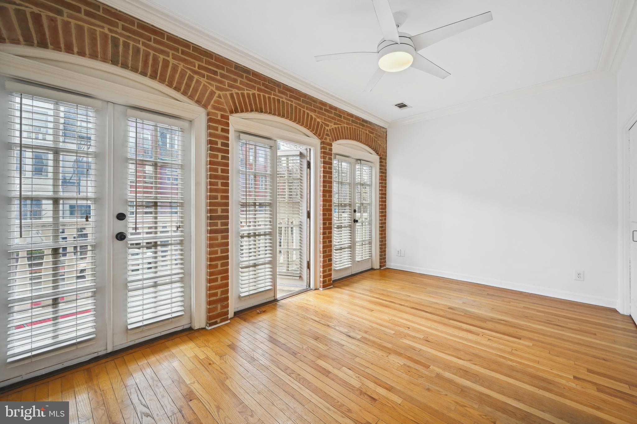 2111 O Street Northwest, Unit B Washington, DC 20037 - Photo 9 of 23
