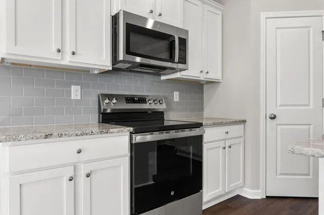 $291,900 | 438 Narrow Brg Court, Aiken, SC 29801