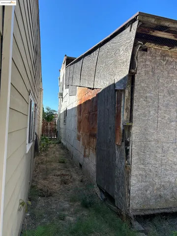 a backyard of a house