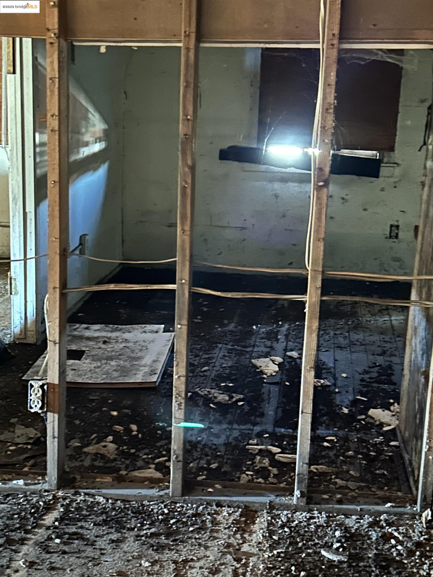 39 Main Street Isleton, CA 95641 - Photo 7 of 29 a bathroom with a glass door shower and a sink