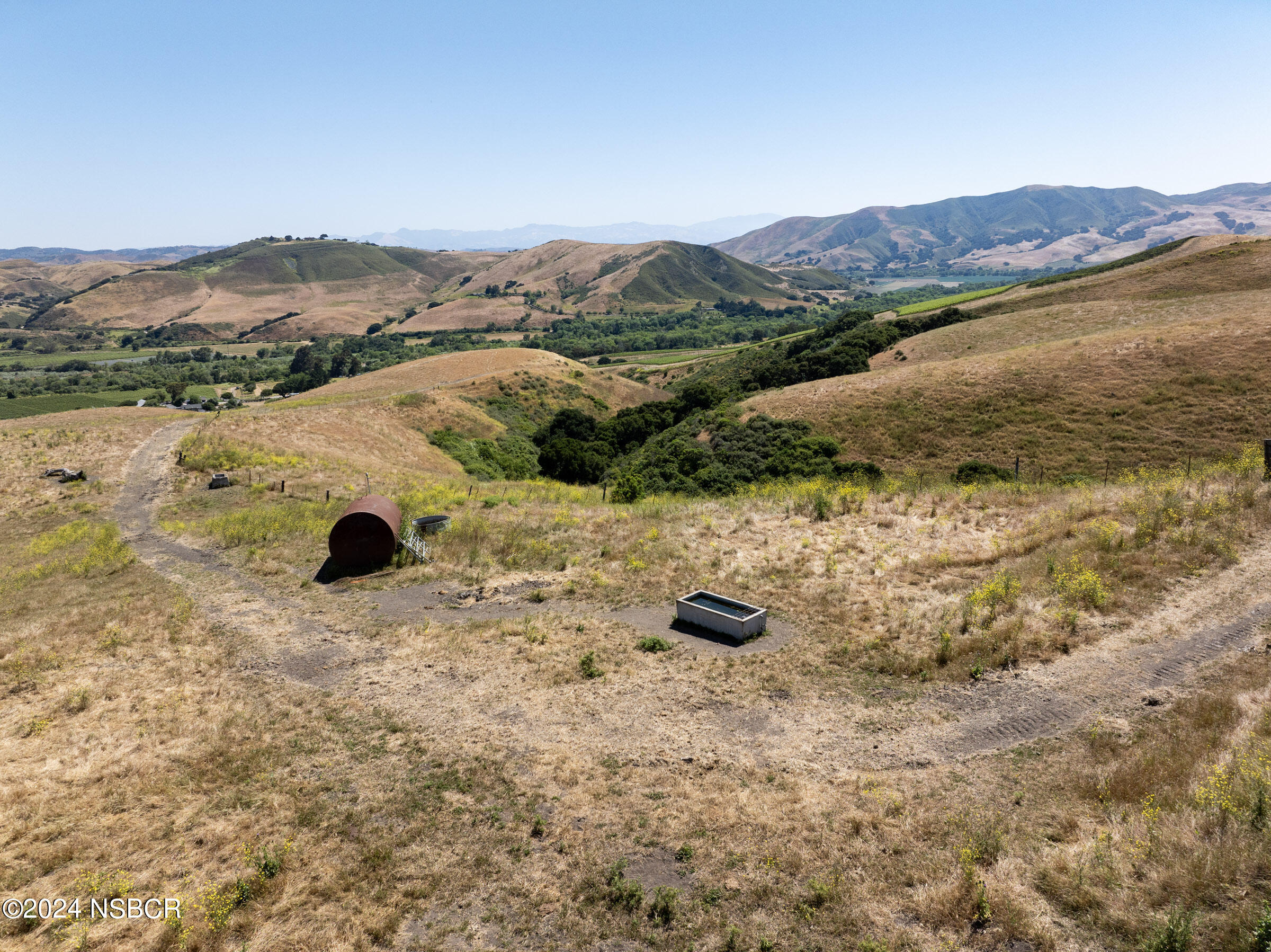 6500 Santa Rosa Road Buellton, CA 93427 - Photo 79 of 97 a view of an ocean and a mountain