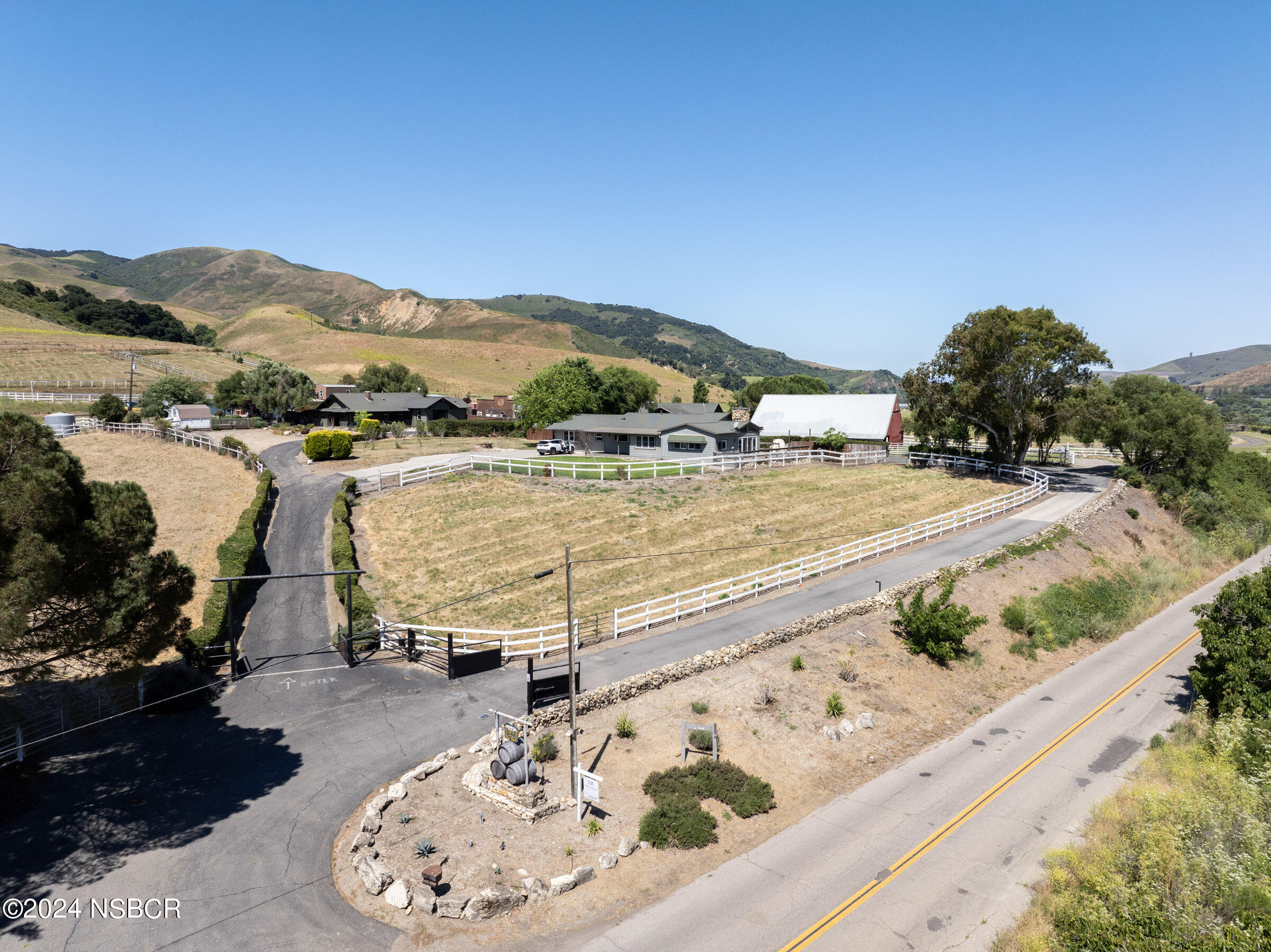 6500 Santa Rosa Road Buellton, CA 93427 - Photo 80 of 97 a view of a ocean with a mountain