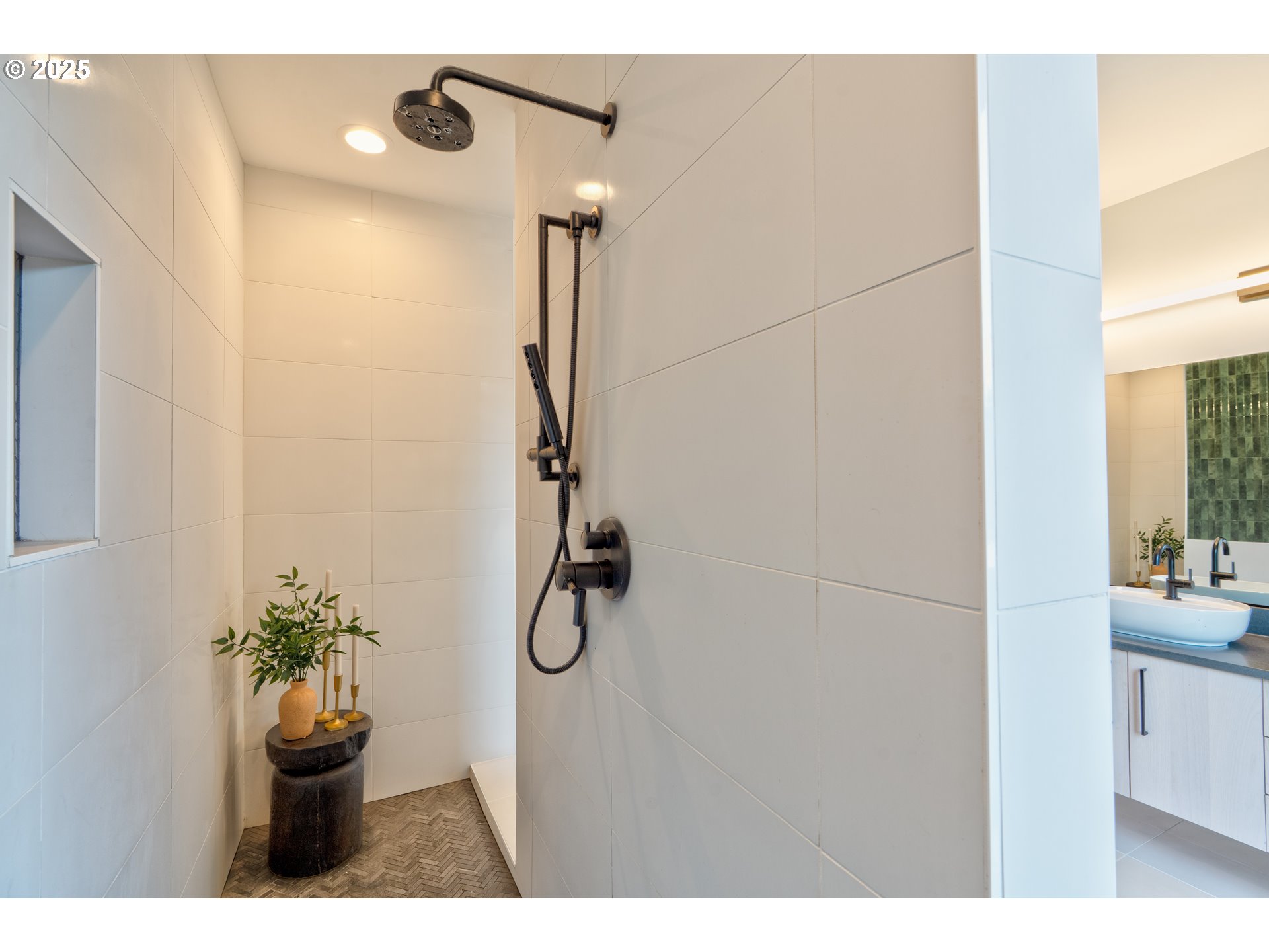2805 Northwest Thurman Street Portland, OR 97210 - Photo 32 of 42 a picture of a bathroom with a shower