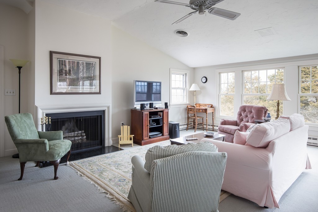 777 R Salem End Road Framingham, MA 01702 - Photo 16 of 30