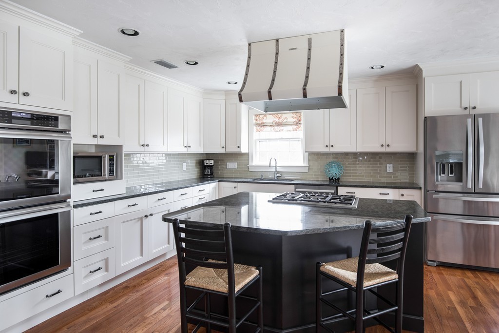 777 R Salem End Road Framingham, MA 01702 - Photo 7 of 30