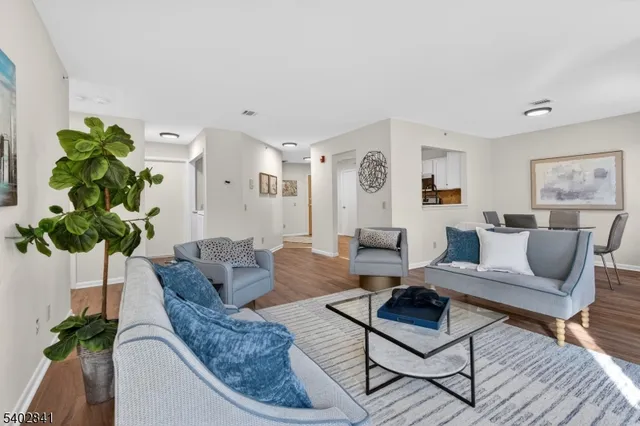 $465,000 | 11 Evergreen Drive, Unit 63, Clifton, NJ 07014