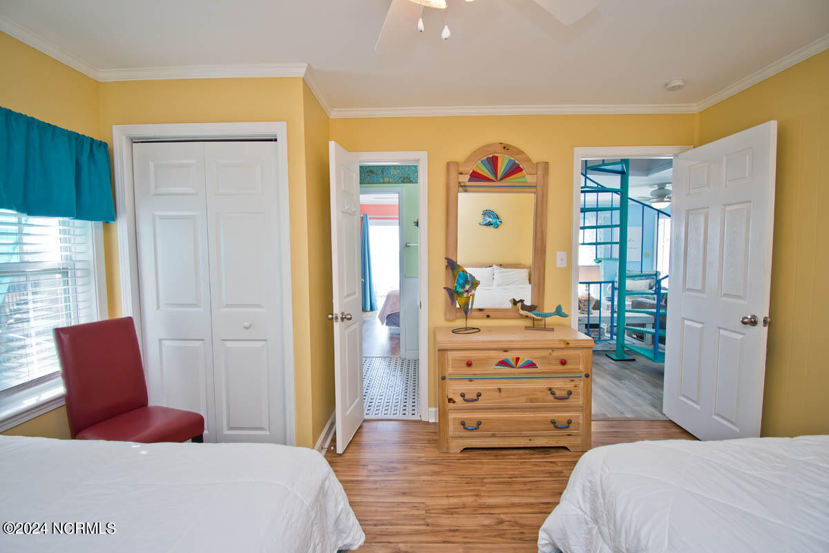 1205 Ocean Drive, Unit E & W Emerald Isle, NC 28594 - Photo 17 of 63 E