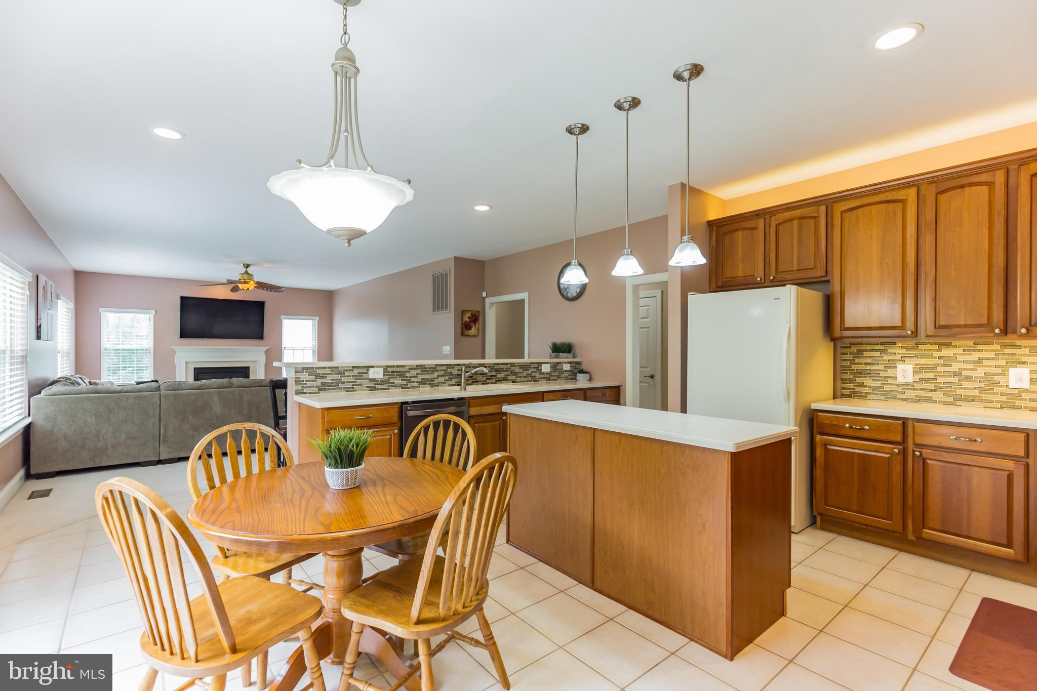 8965 Lightning Lane Owings, MD 20736 - Photo 8 of 45
