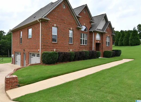 $420,000 | 78 Village Trace Drive, Springville, AL 35146