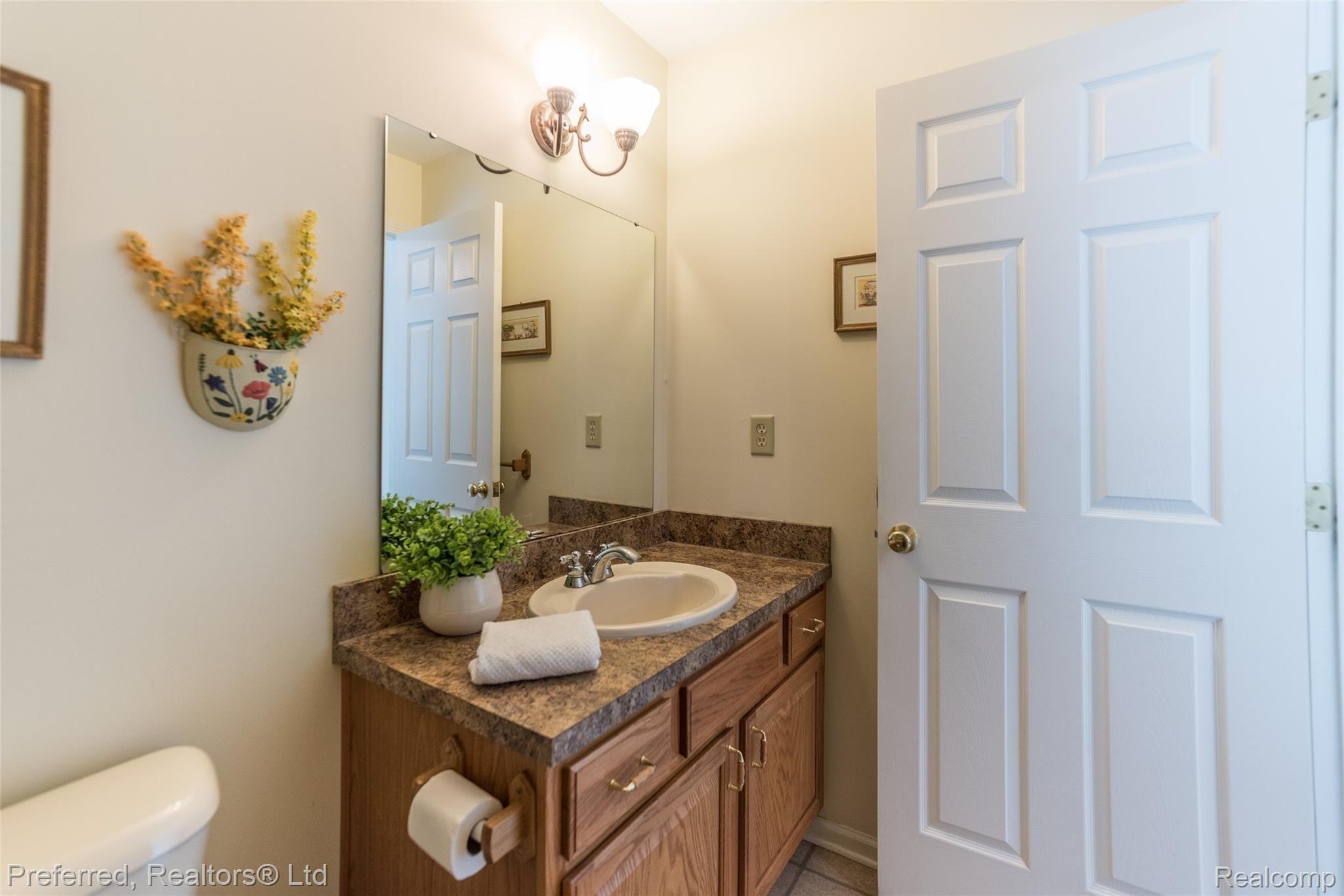 11443 Crosby Road Fenton, MI 48430 - Photo 14 of 47 DSC_6610.jpg