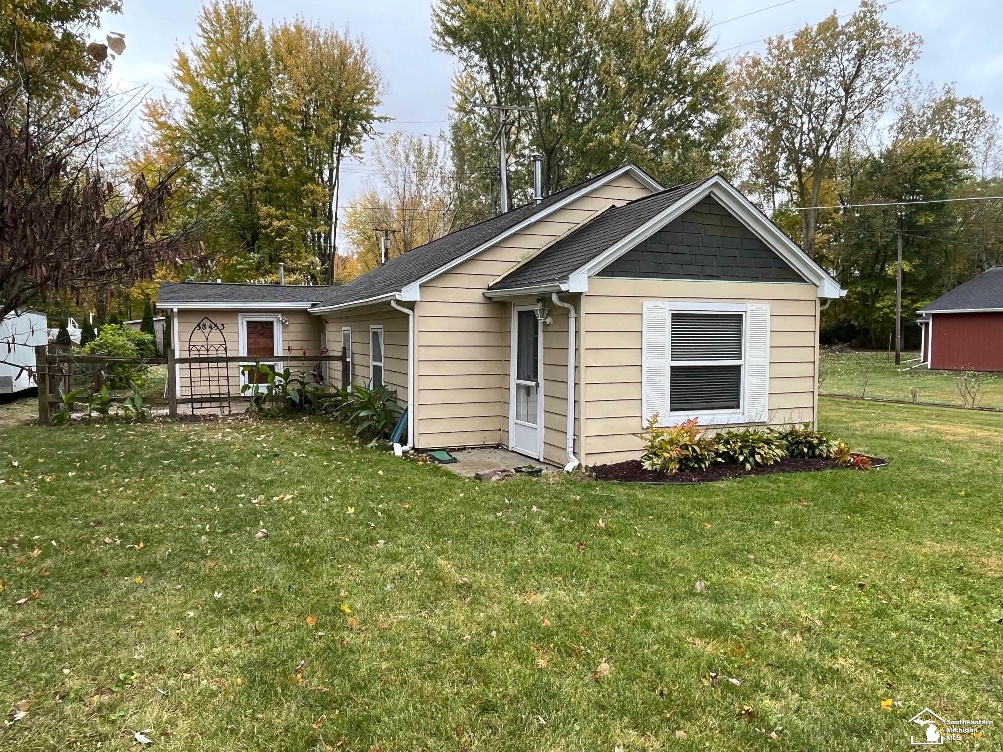 38453 Judd Road Belleville, MI 48111 - Photo 1 of 16