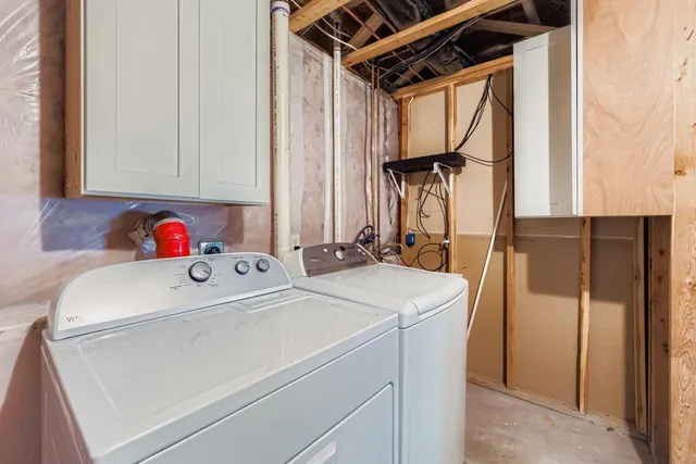 $299,900 | 25659 Forest Blvd Court, Wyoming, MN 55092