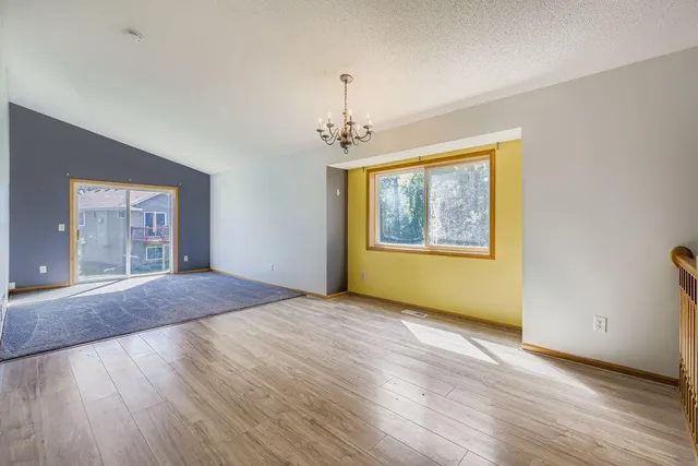 $299,900 | 25659 Forest Blvd Court, Wyoming, MN 55092