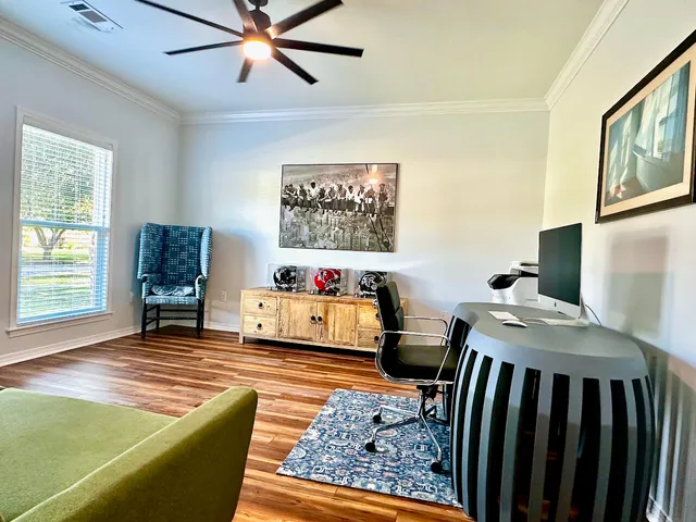 $824,995 | 335 Club House Drive East, Freeport, FL 32439