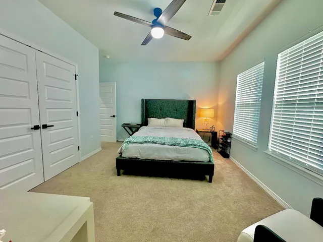 $824,995 | 335 Club House Drive East, Freeport, FL 32439