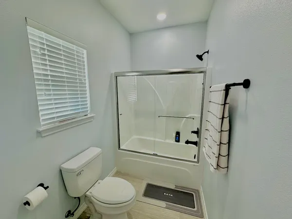 $835,000 | 335 Club House Drive East, Freeport, FL 32439