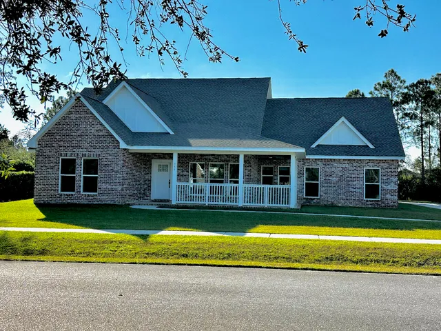 $824,995 | 335 Club House Drive East, Freeport, FL 32439