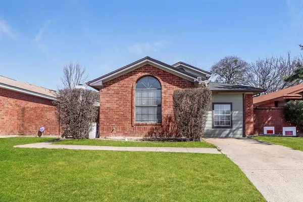 $249,000 | 4713 Poppy Drive East, Fort Worth, TX 76137