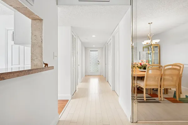 $240,000 | 15450 Pembridge Avenue, Unit 192, Delray Beach, FL 33484