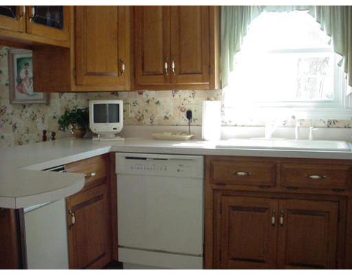 199 Kibbe Road East Longmeadow, MA 01028 - Photo 3 of 9 Gallery Image 3