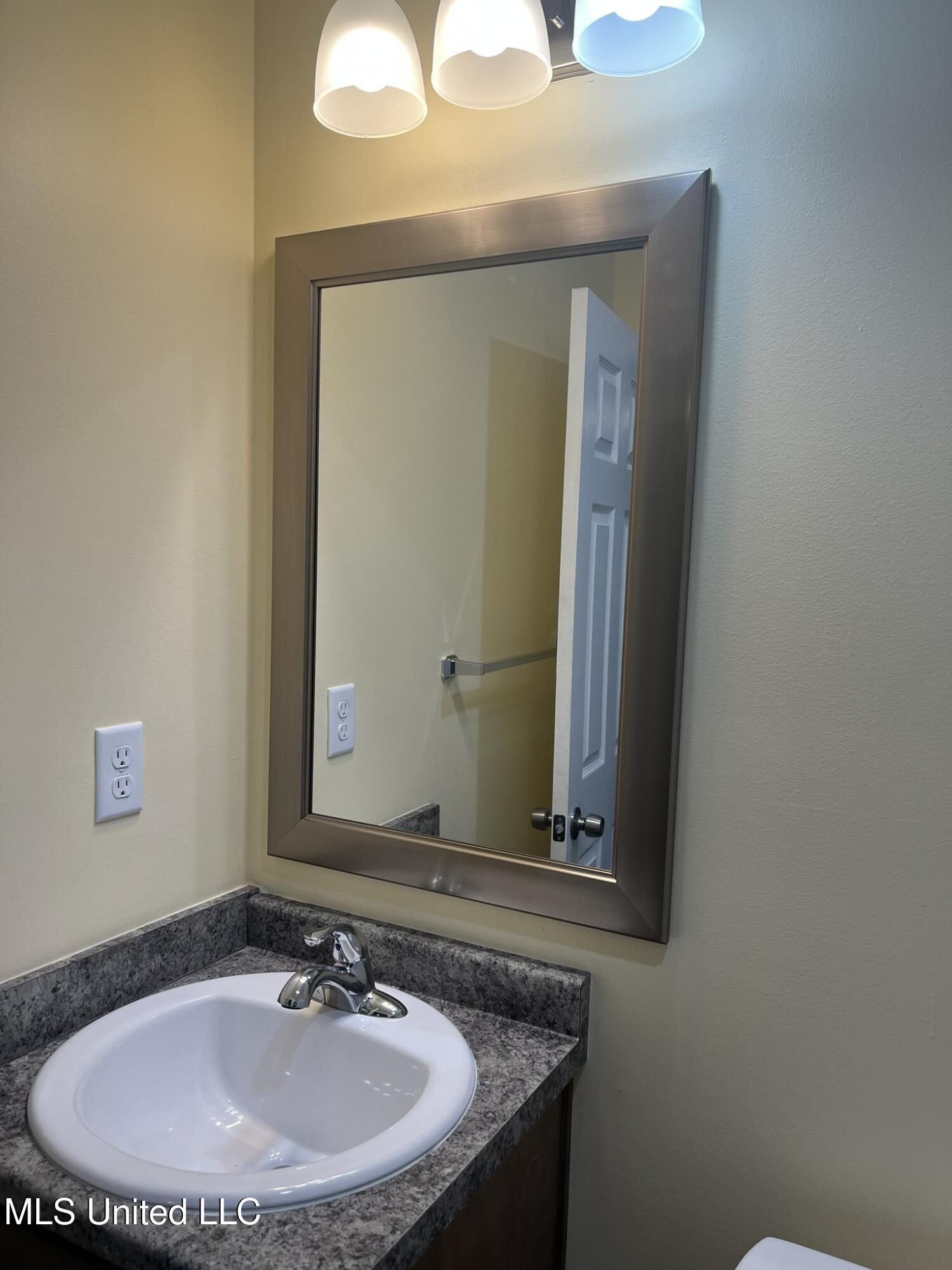 108 Homestead Lane Coldwater, MS 38618 - Photo 12 of 15 IMG_2705