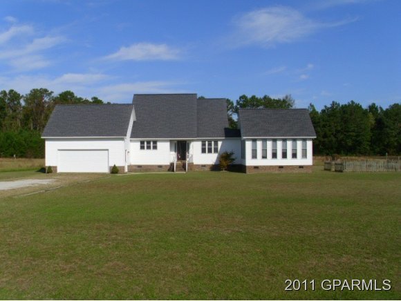 655 Hoff Road Belhaven, NC 27810 - Photo 1 of 1 Primary Photo