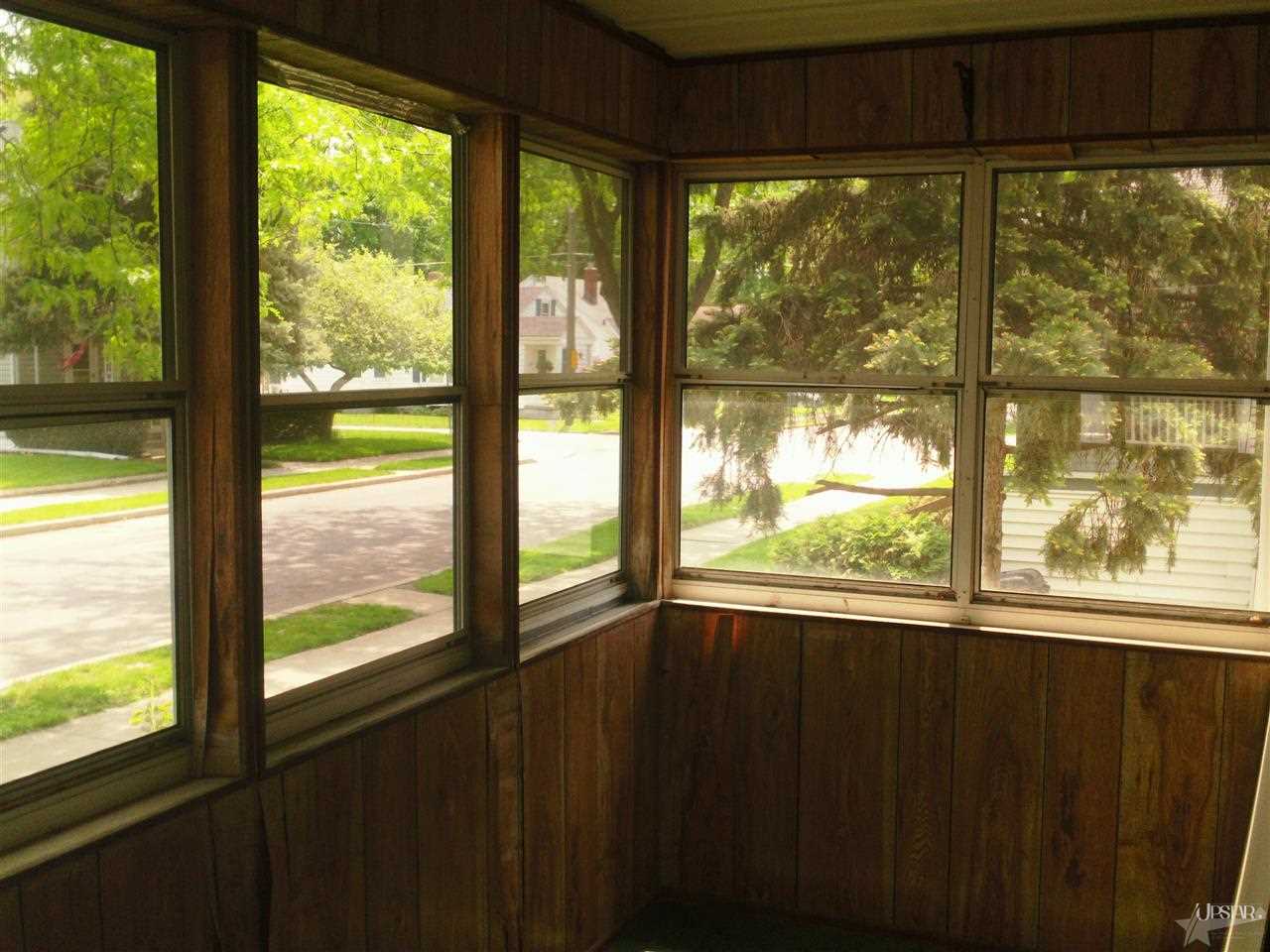 1709 Tecumseh Street Fort Wayne, IN 46805 - Photo 6 of 12