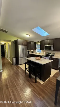 $2,300 | 11 Fern Path Road, Stroudsburg, PA 18360