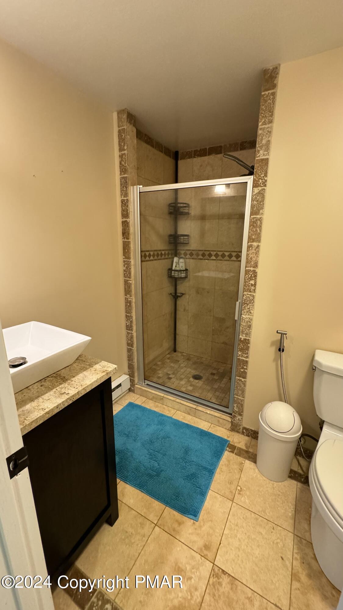 11 Fern Path Road Stroudsburg, PA 18360 - Photo 18 of 29 primary bath