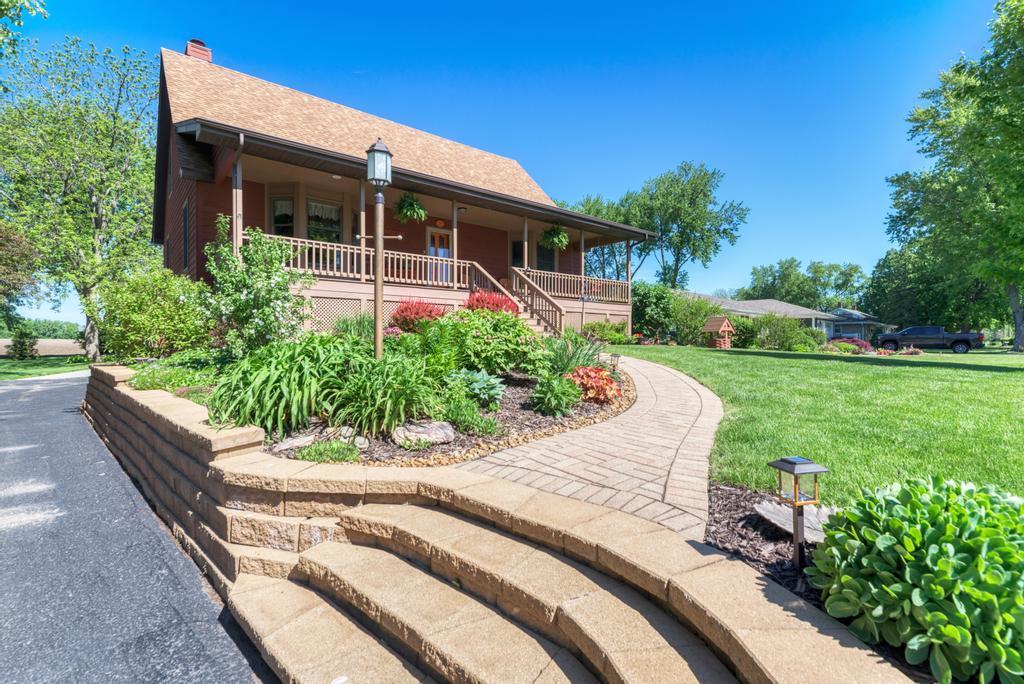 1570 South Sandbar Road Kankakee, IL 60901 - Photo 3 of 45
