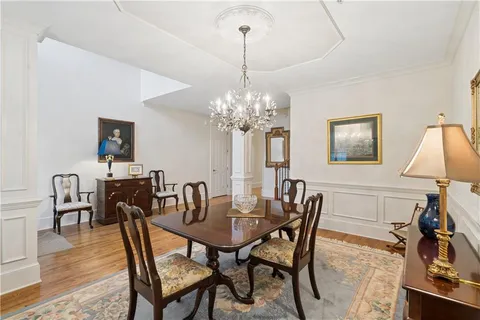 $1,095,000 | 2404 Loxford Lane, Alpharetta, GA 30009