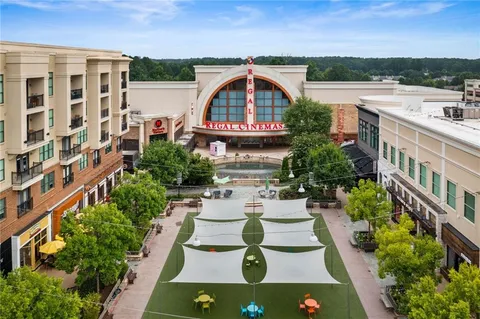 $1,095,000 | 2404 Loxford Lane, Alpharetta, GA 30009