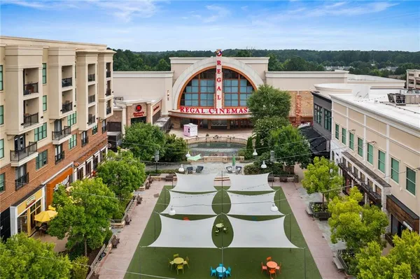 $1,095,000 | 2404 Loxford Lane, Alpharetta, GA 30009