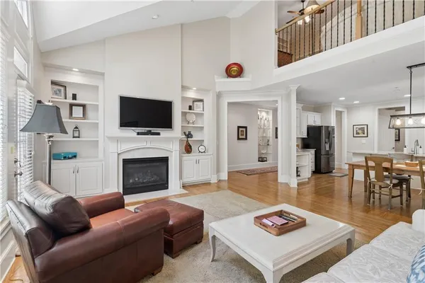 $1,095,000 | 2404 Loxford Lane, Alpharetta, GA 30009