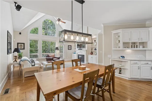 $1,095,000 | 2404 Loxford Lane, Alpharetta, GA 30009