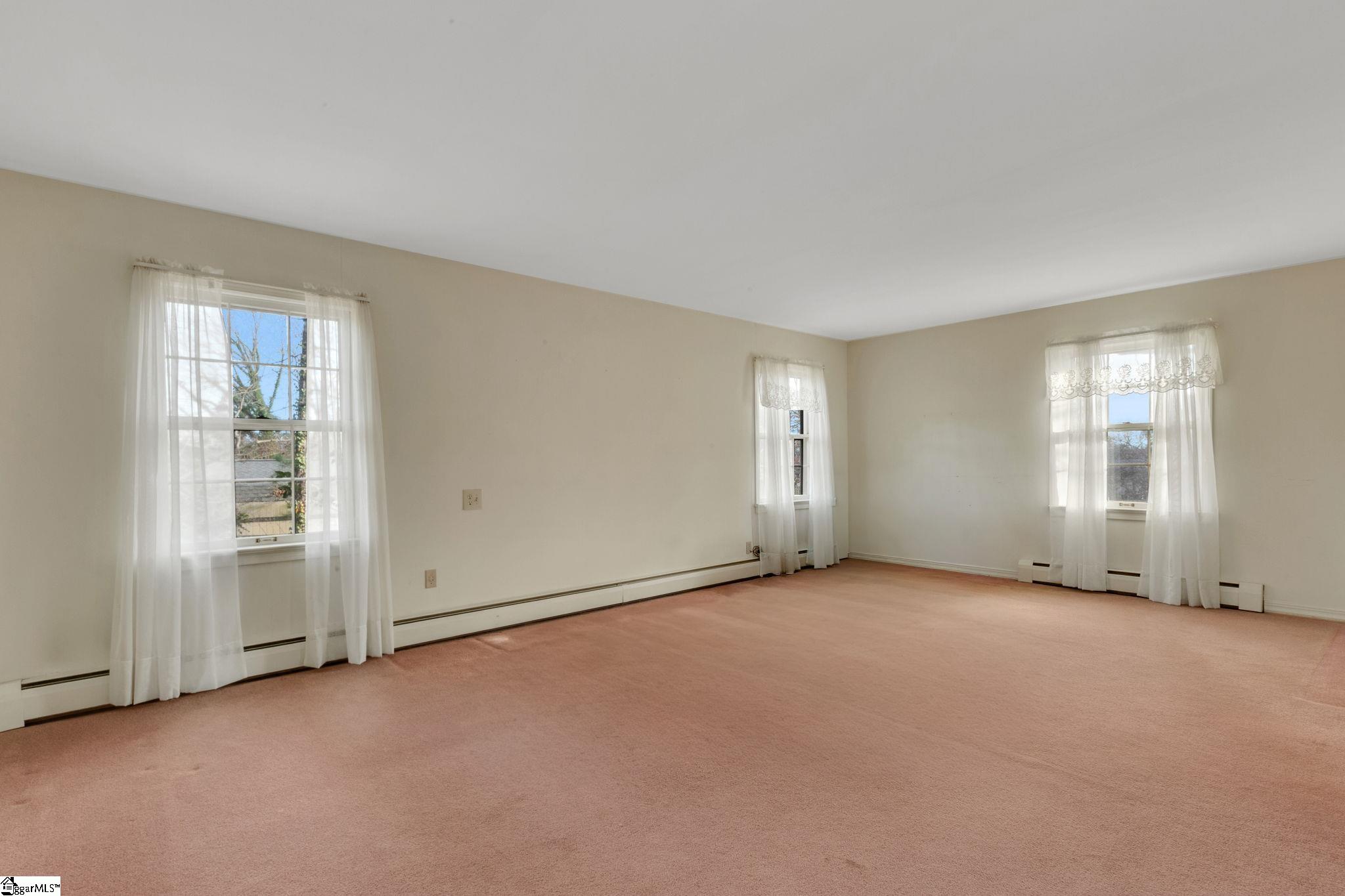 8 Roe Court Greenville, SC 29617 - Photo 30 of 35