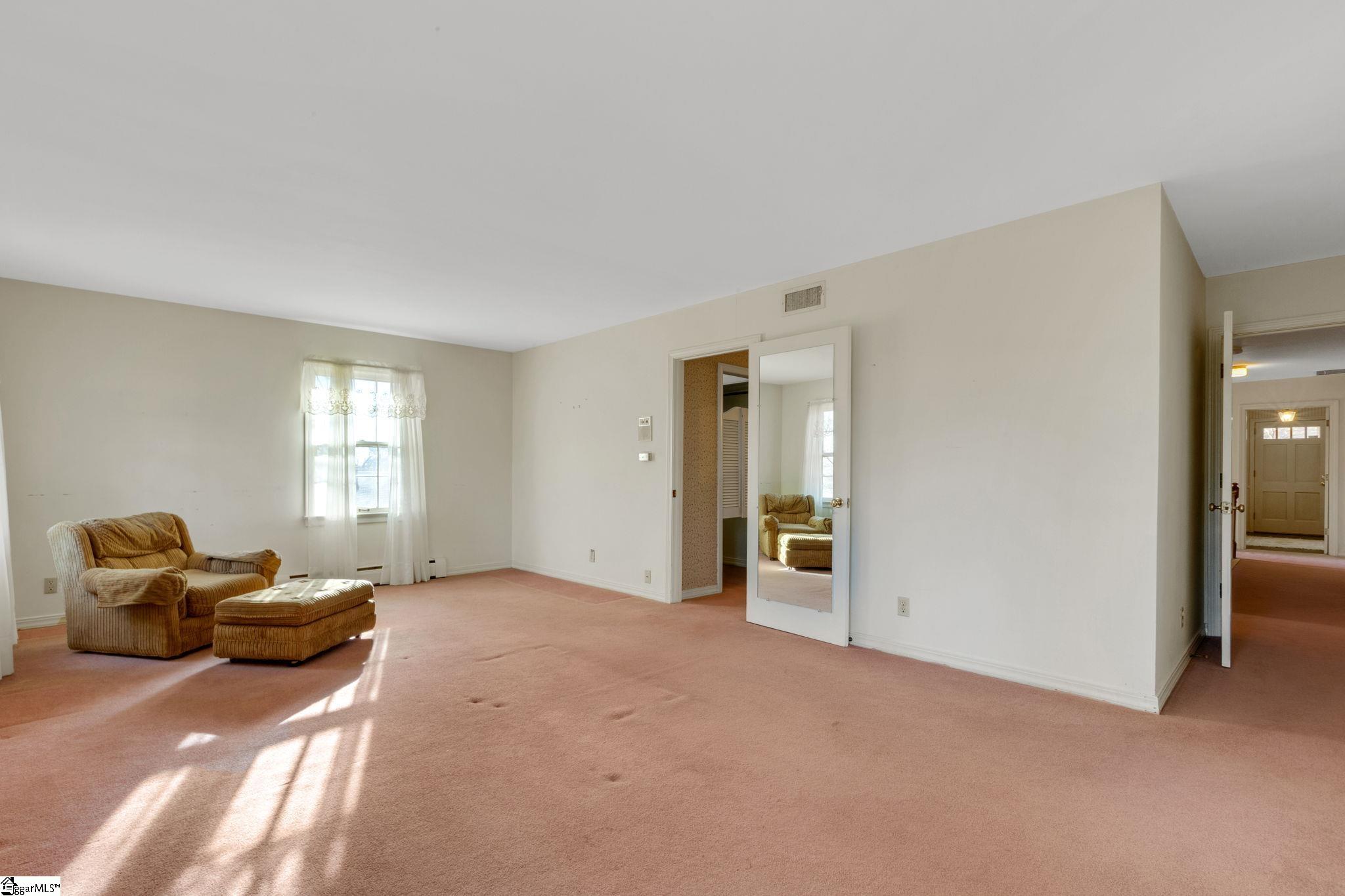 8 Roe Court Greenville, SC 29617 - Photo 34 of 35