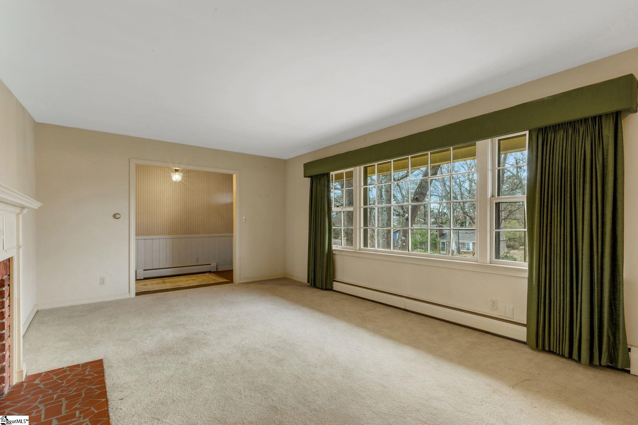 8 Roe Court Greenville, SC 29617 - Photo 7 of 35