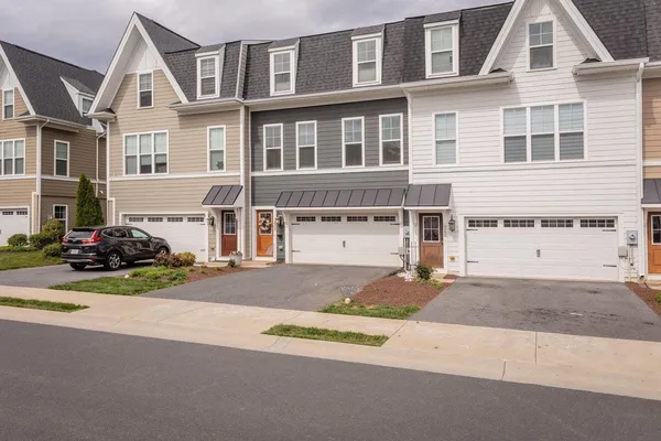 $399,900 | 3255 Charleston Boulevard, Harrisonburg, VA 22801