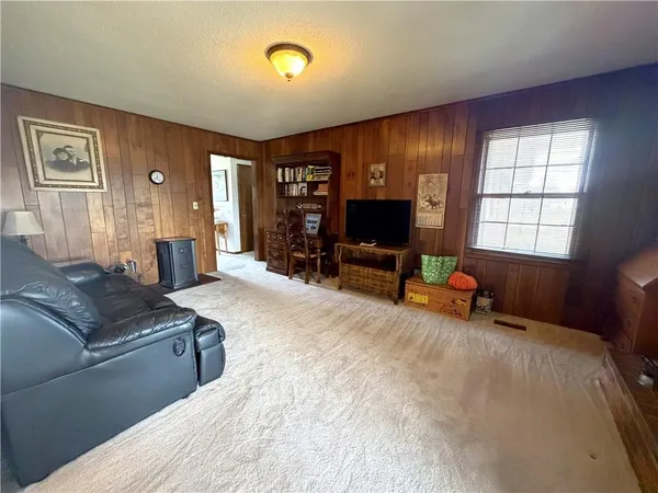 $275,000 | 805 Fairlane Drive, Chillicothe, MO 64601