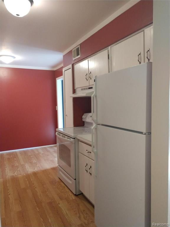 519 East University Drive, Unit 1408 Rochester, MI 48307 - Photo 9 of 18