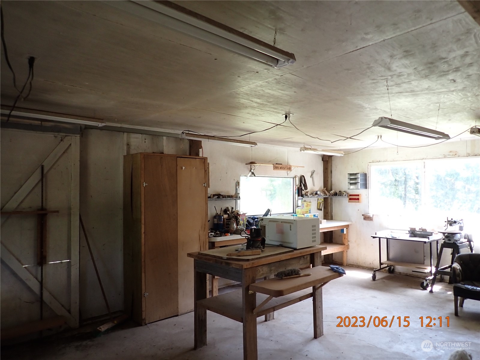 17940 Mi Lane Southwest Rochester, WA 98579 - Photo 18 of 39 a work room with furniture