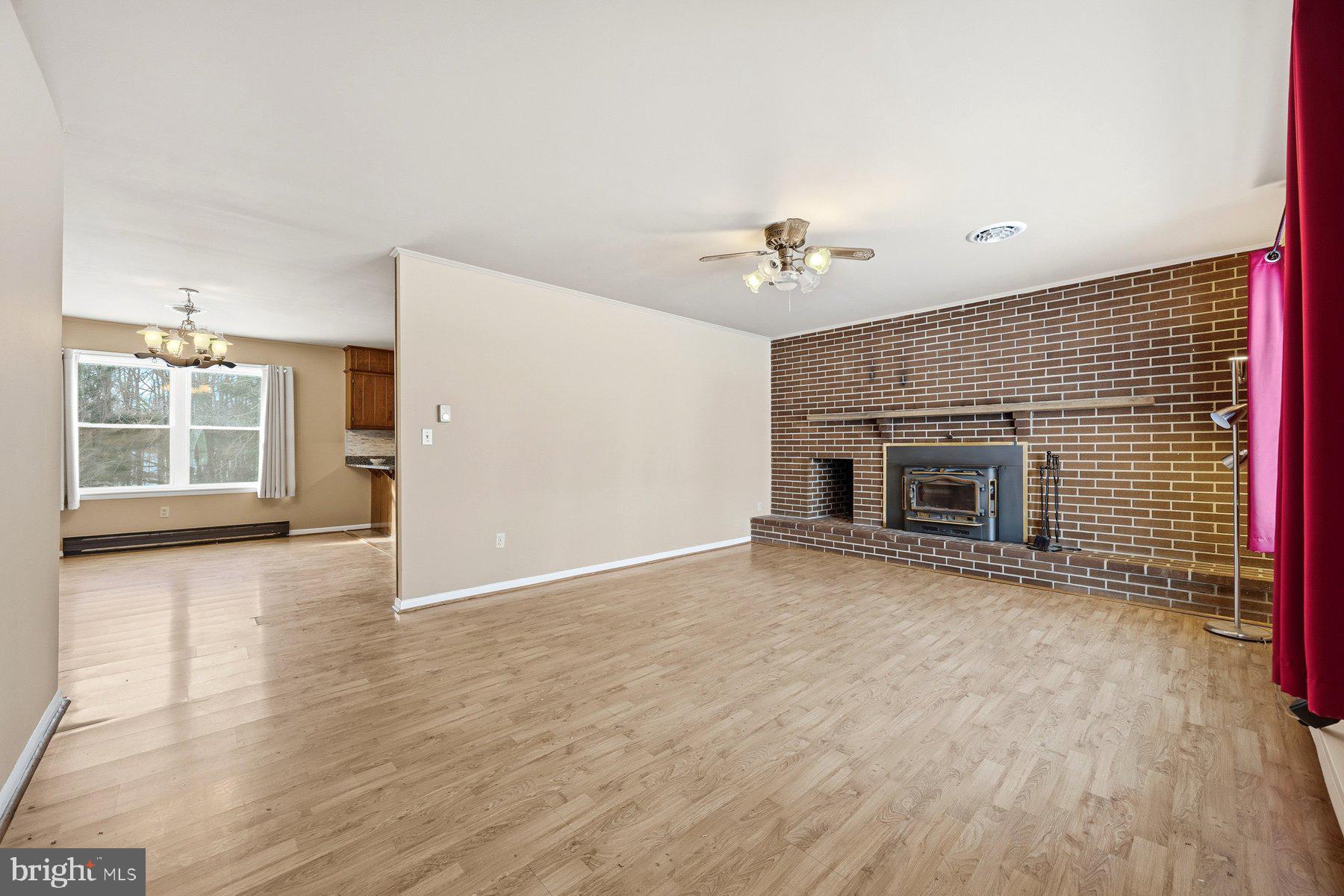 5884 Woodbine Road Woodbine, MD 21797 - Photo 4 of 36
