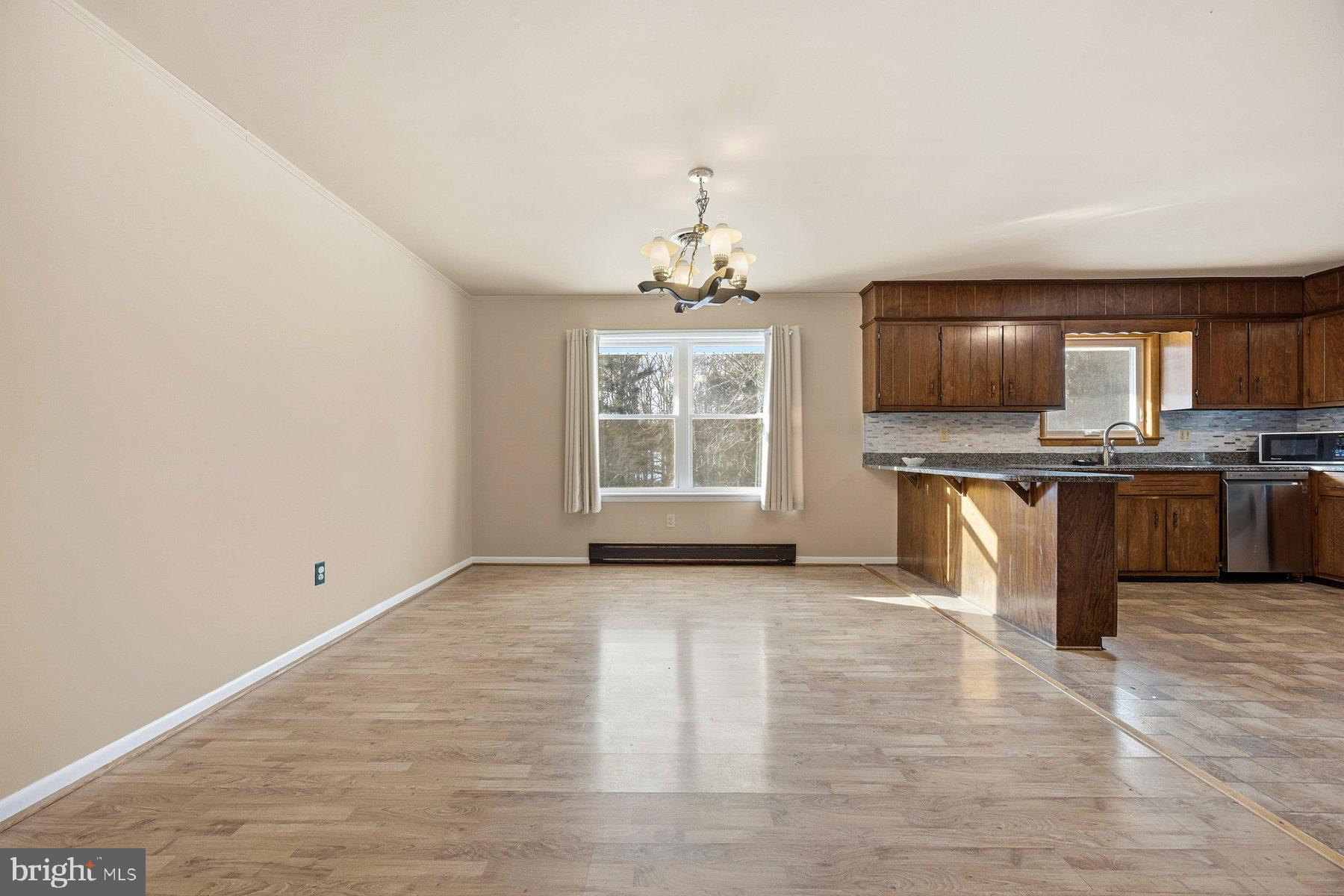 5884 Woodbine Road Woodbine, MD 21797 - Photo 10 of 36