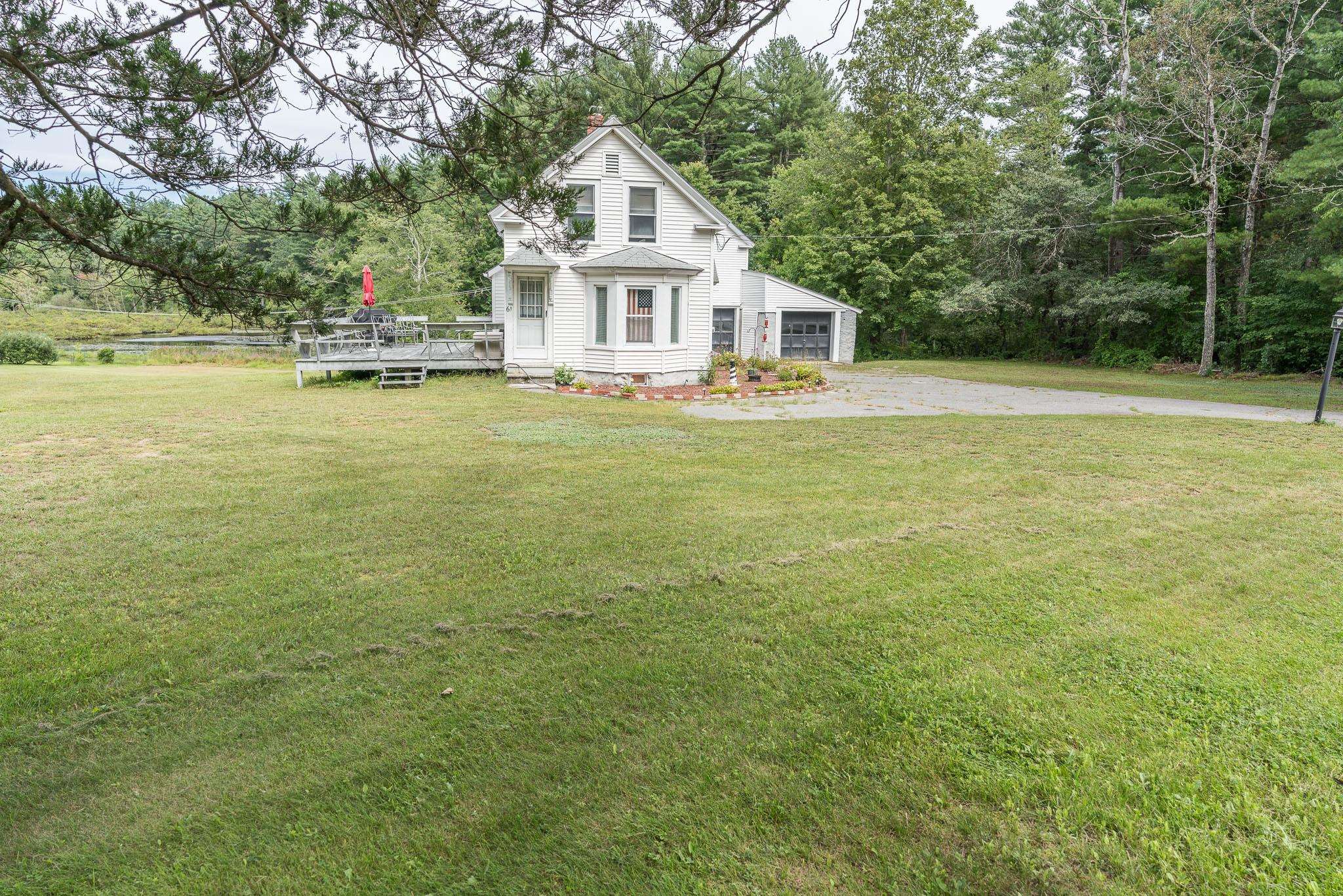 61 Duston Road Salem, NH 03079 - Photo 2 of 37