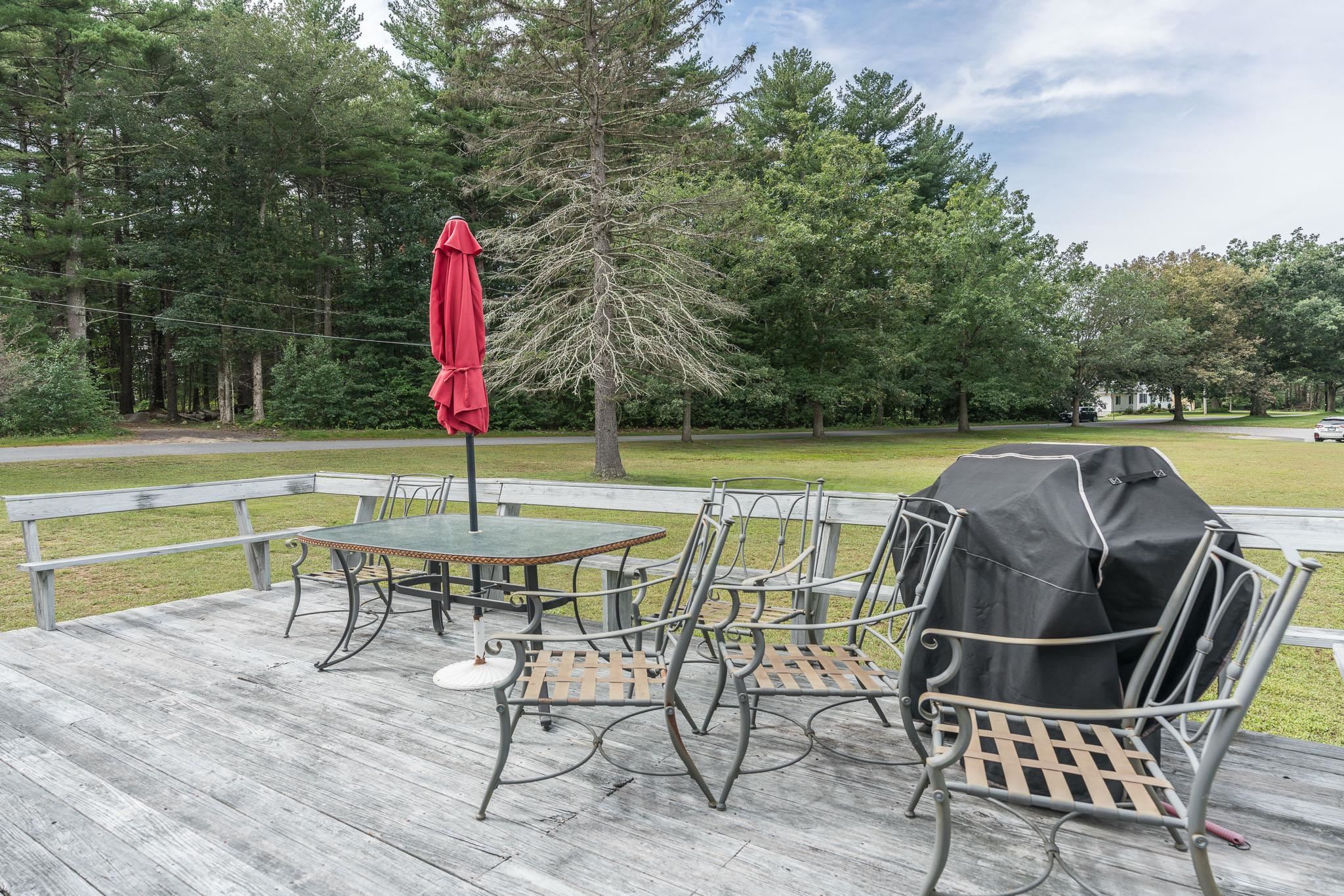 61 Duston Road Salem, NH 03079 - Photo 7 of 37