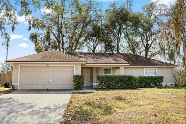 $290,000 | 2728 Bayview Drive, Eustis, FL 32726