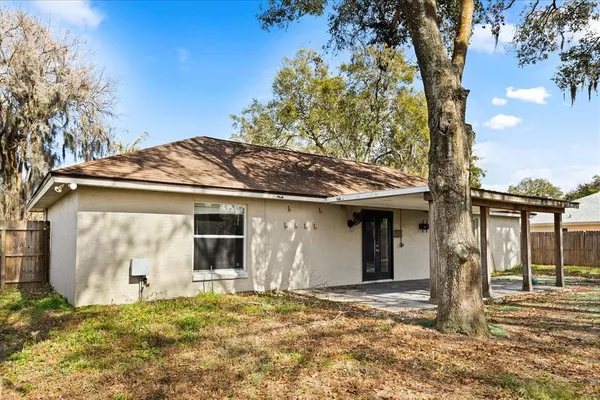 $290,000 | 2728 Bayview Drive, Eustis, FL 32726