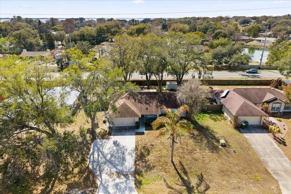 $290,000 | 2728 Bayview Drive, Eustis, FL 32726